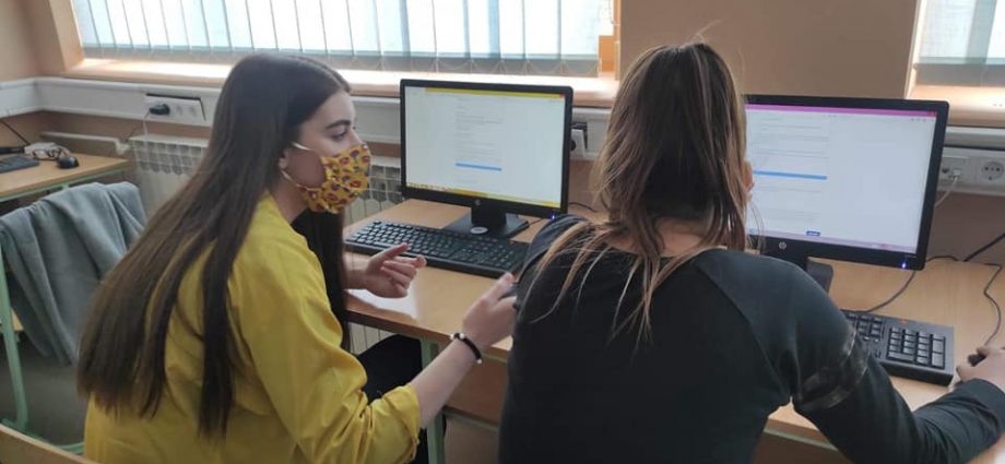 Ekonomska olimpijada 2021